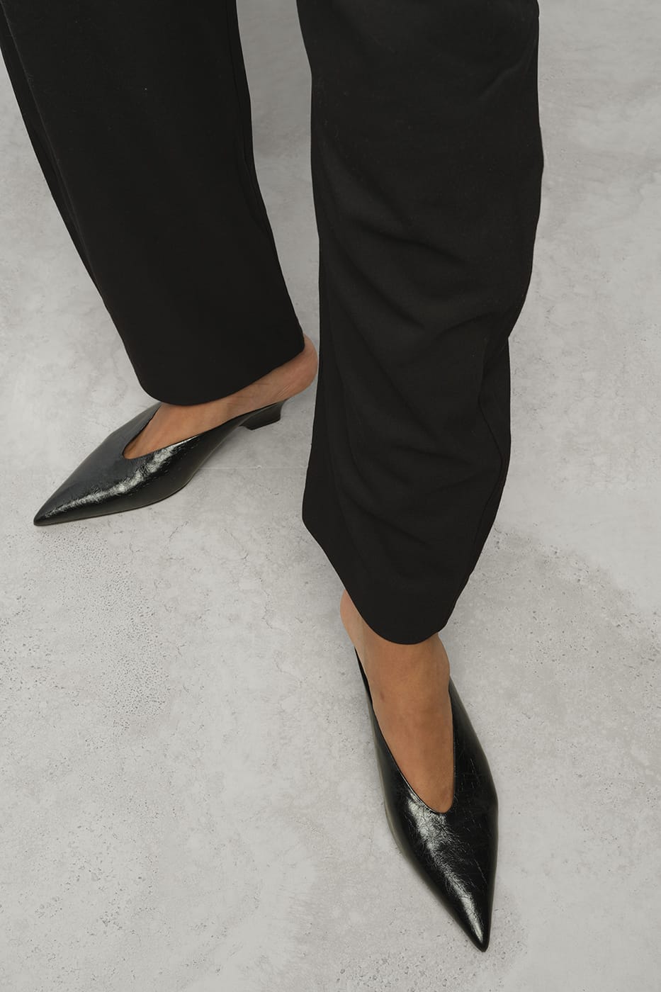 Mina Mule Black Crinkle