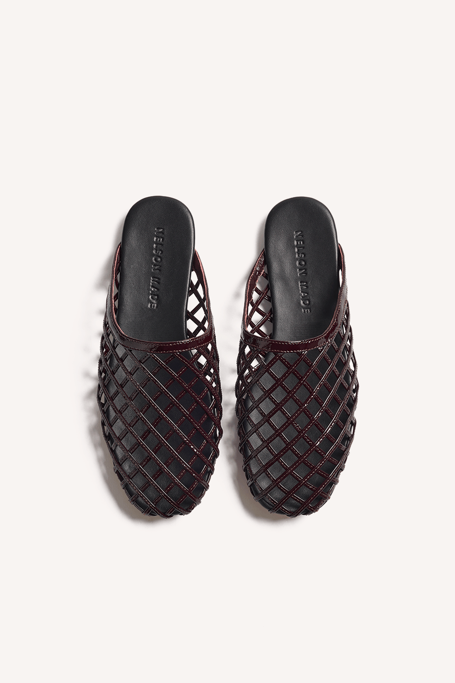 Alba Flat Bordeaux Crinkle