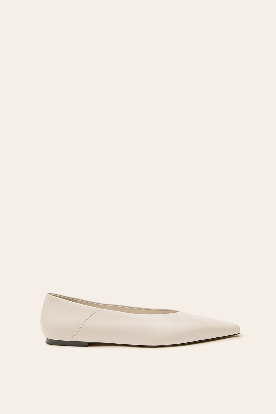 Clara Flat Crema