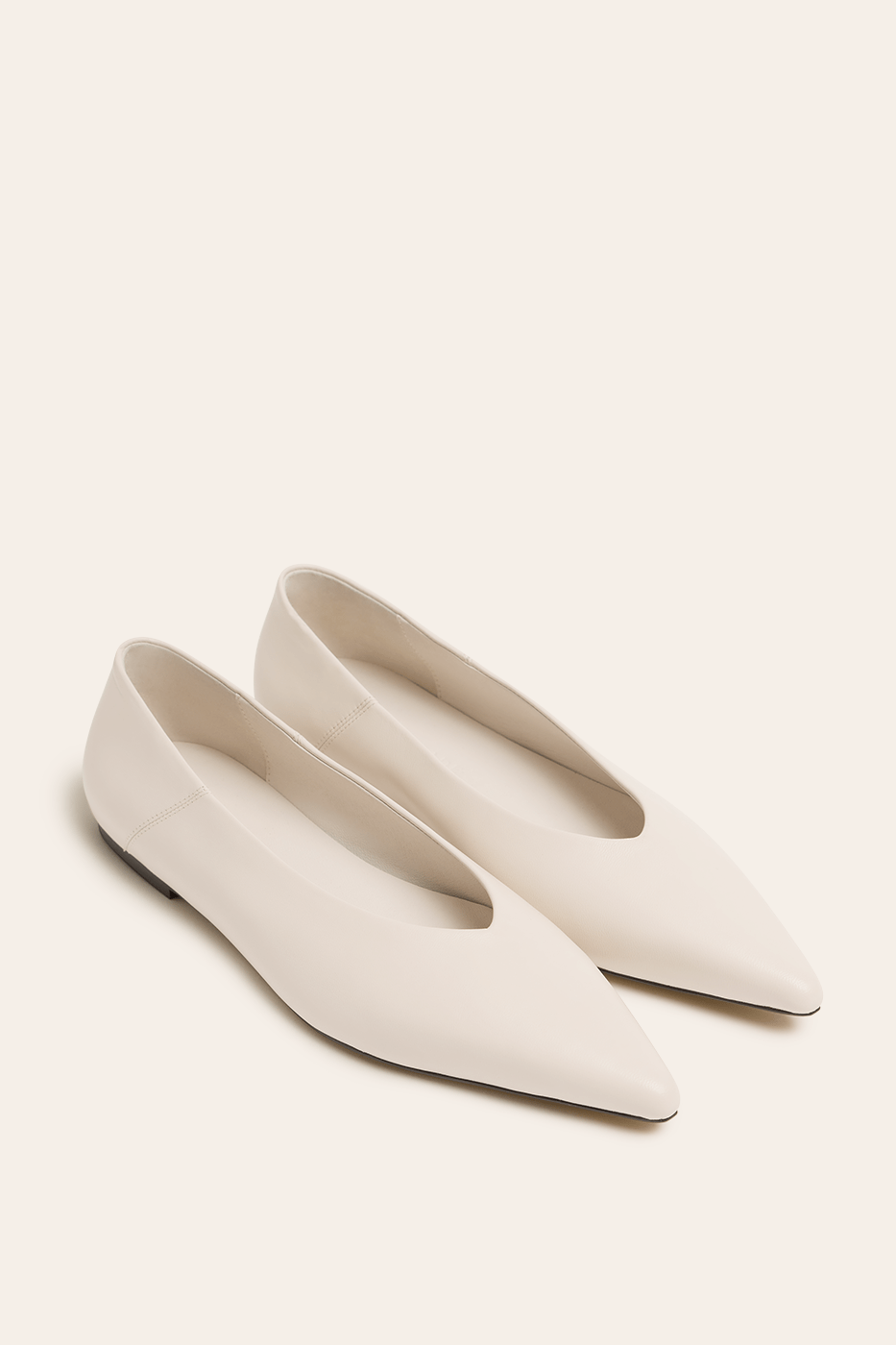 Clara Flat Crema