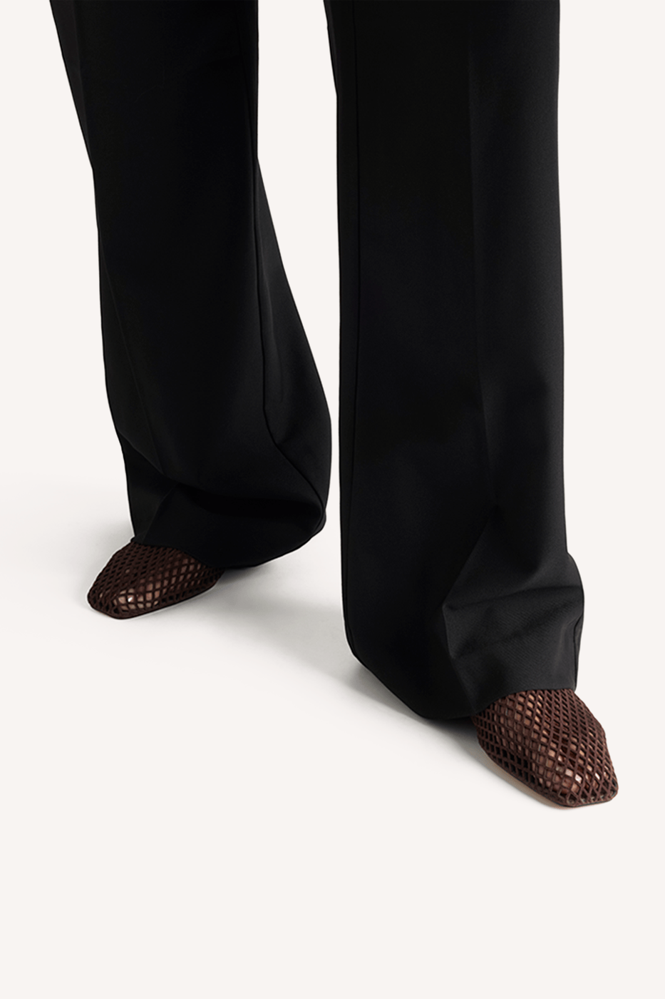 Lou Perforated Flat Soil