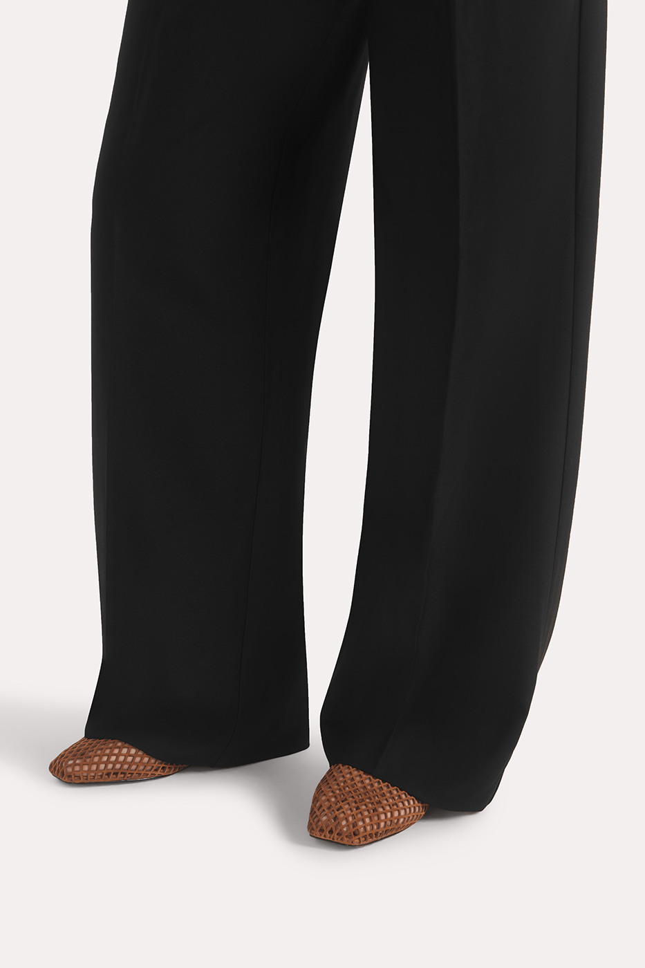 Lou Perforated Flat Toffee