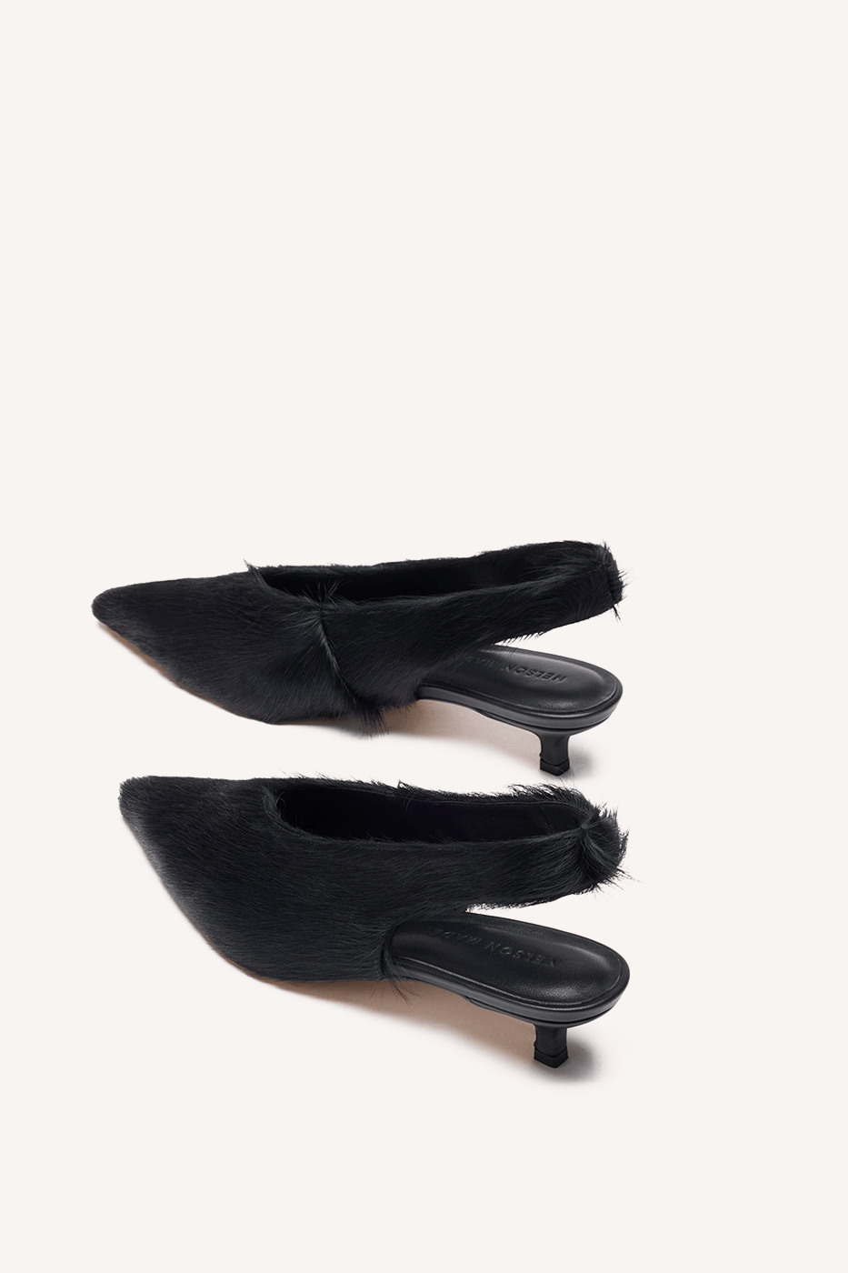 Mila Mini Black Pony