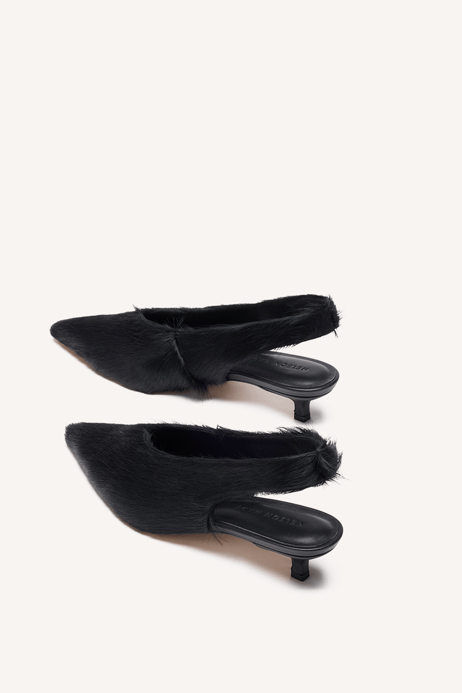 Mila Mini Black Pony