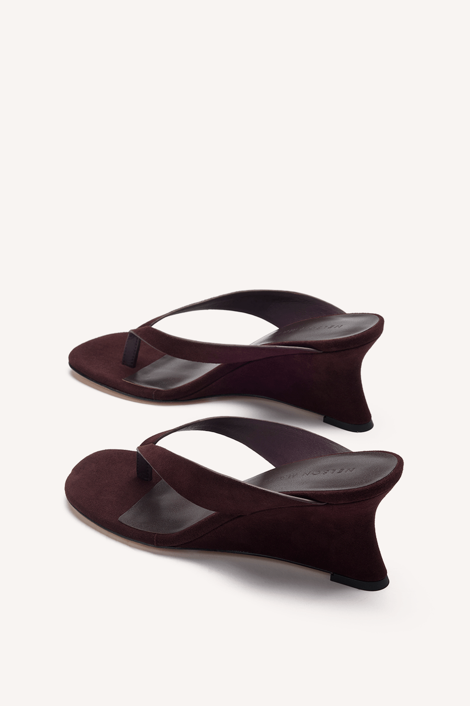 Neive Wedge Koffee