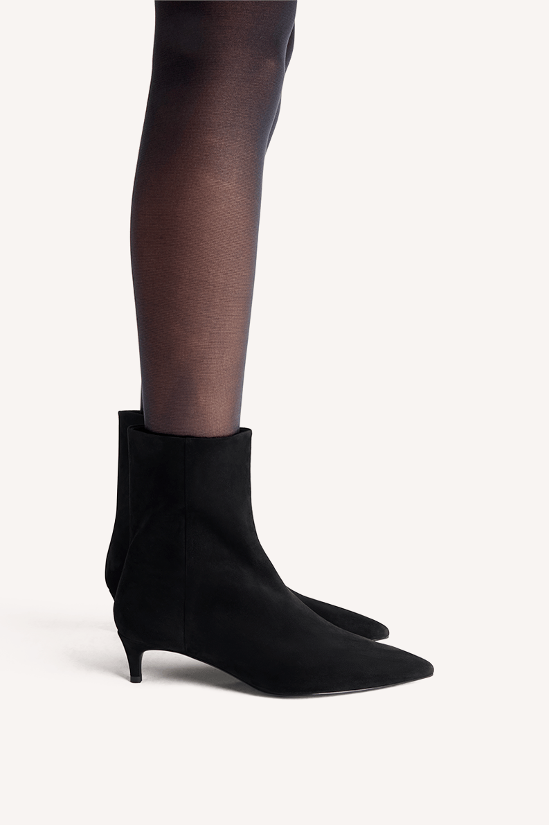 Noma Boot Black Suede