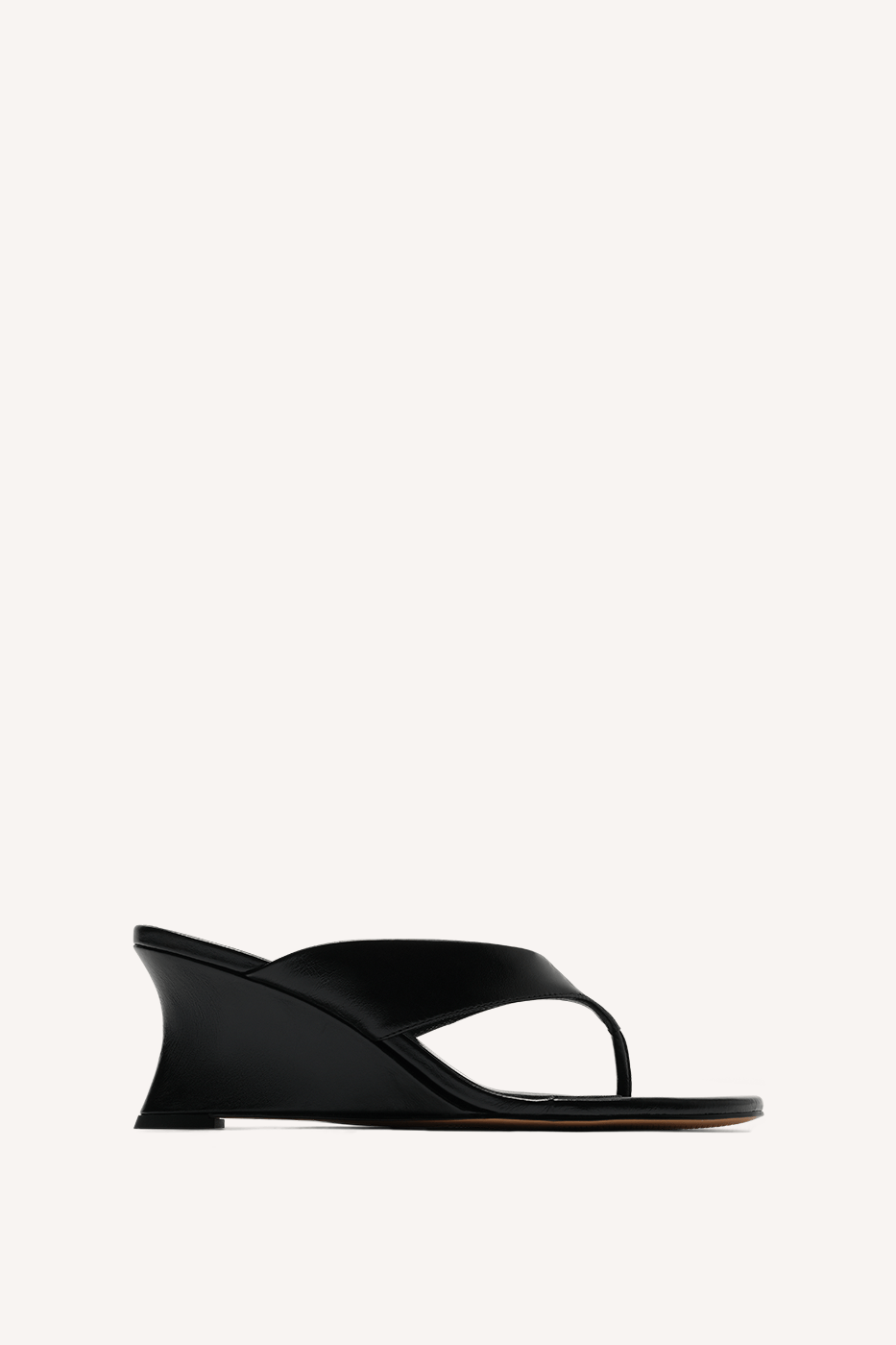 Nova Wedge Black Crinkle