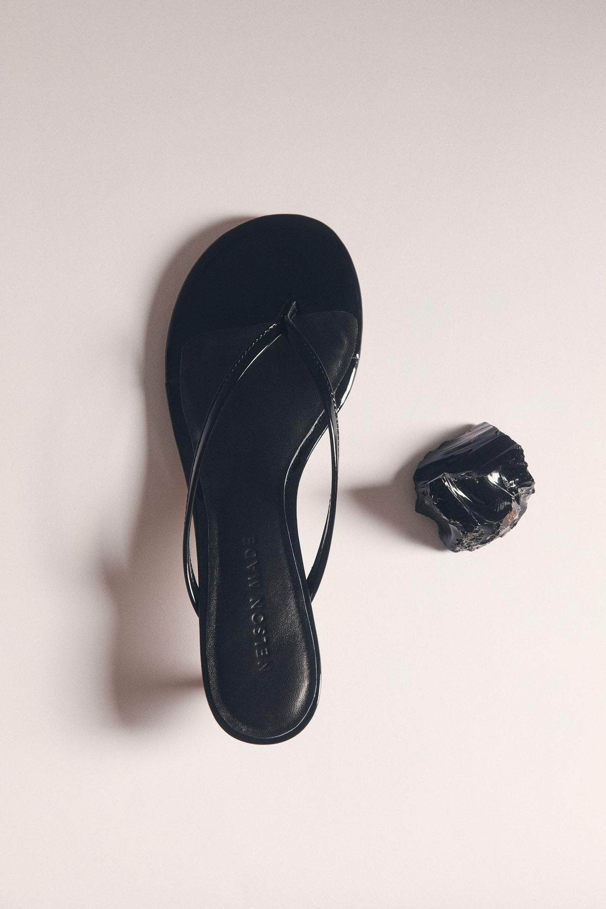 Dia Mini Black