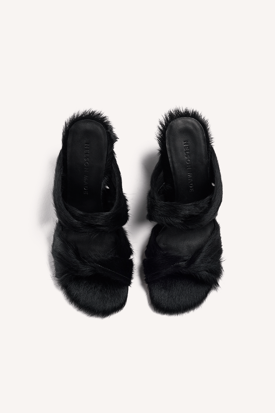 Som Wedge Black Pony