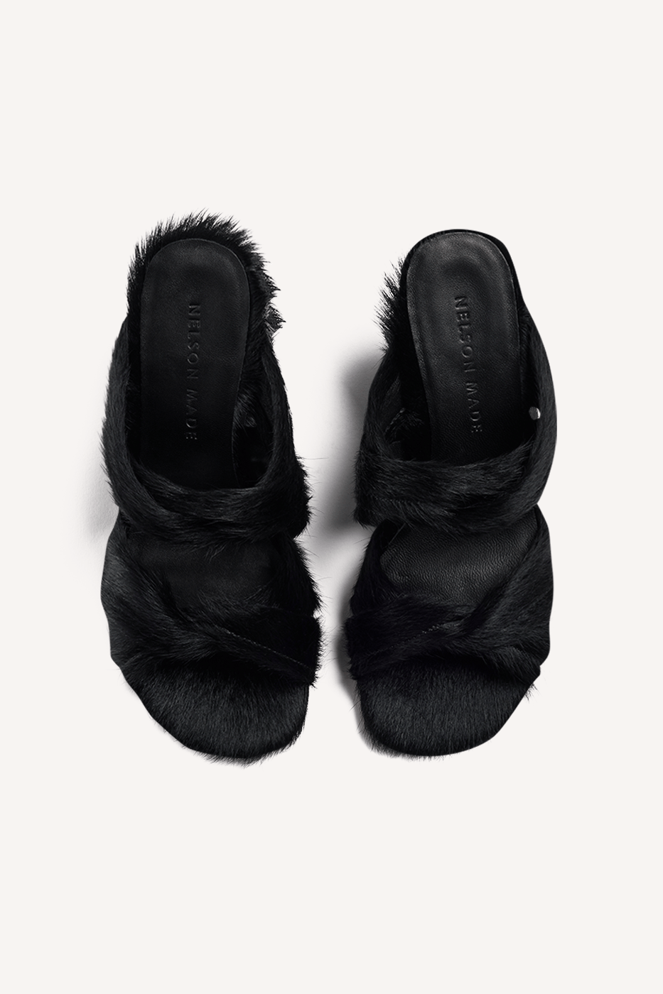 Som Wedge Black Pony