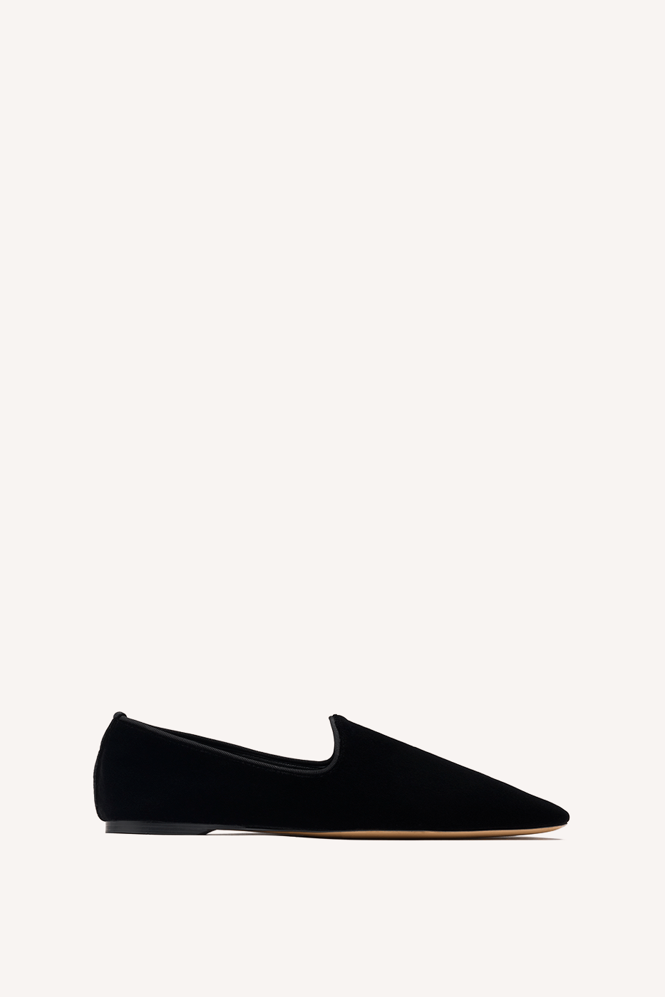 Zora Flat Black