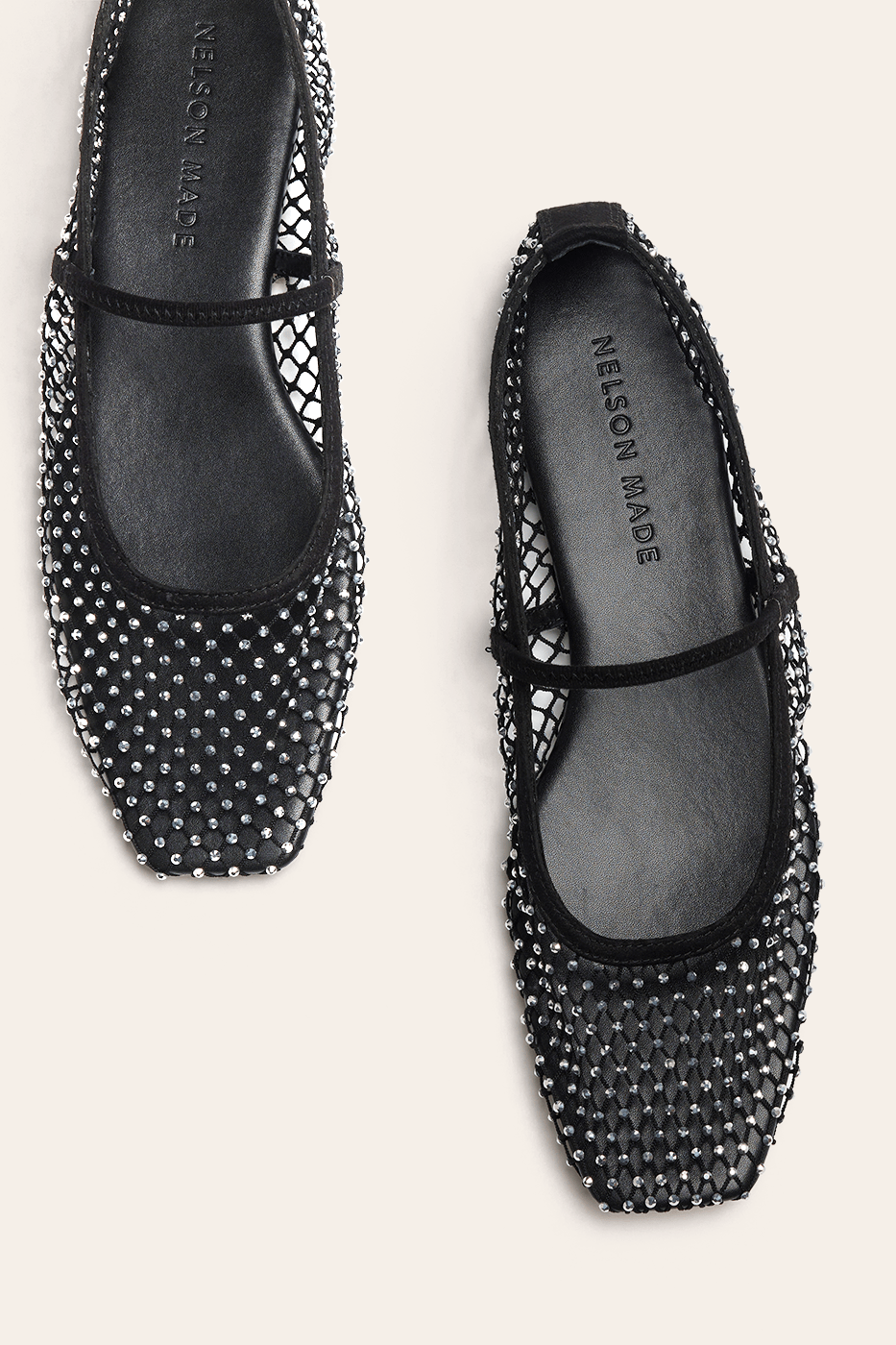 Phoebe Mesh Flat