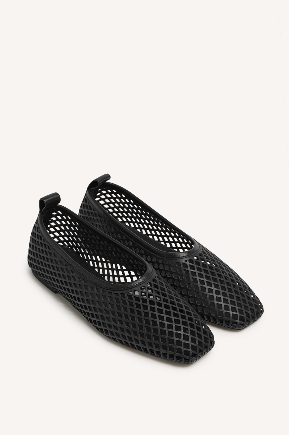 Lou Perforated Flat Black