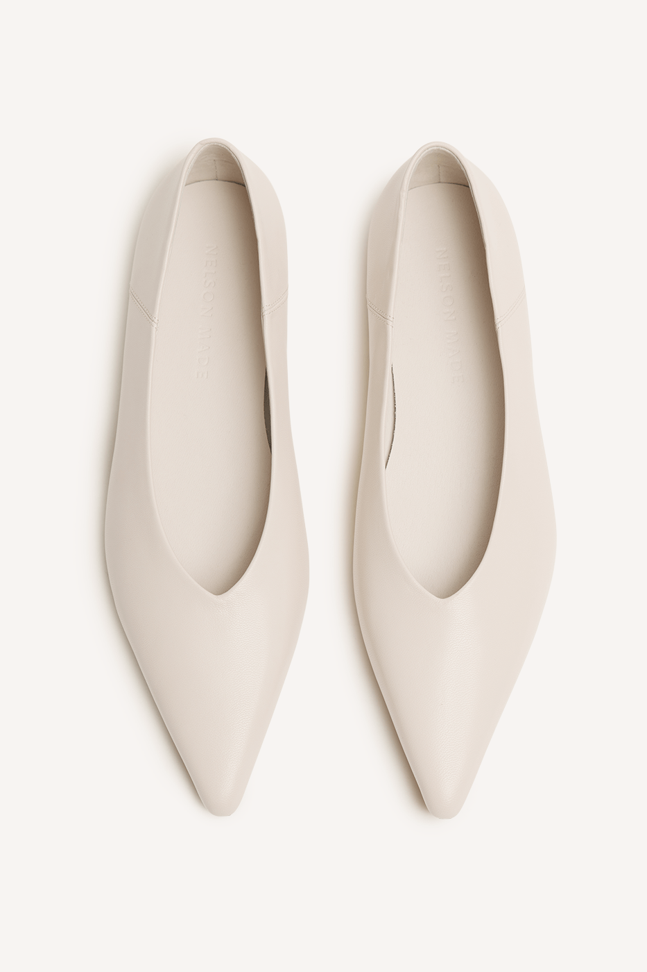 Clara Flat Crema