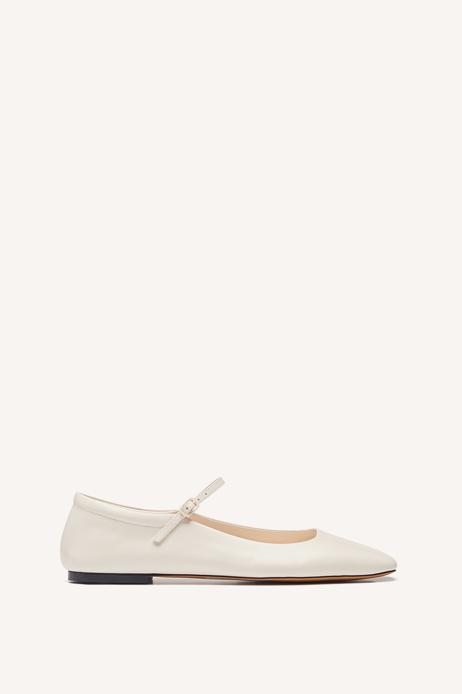Phoebe Flat Crema